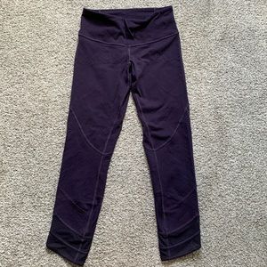 Plum lululemon 3/4 length pants